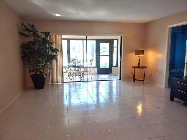 Clearwater, FL 33763,2525 ROYAL PINES CIR #26-F