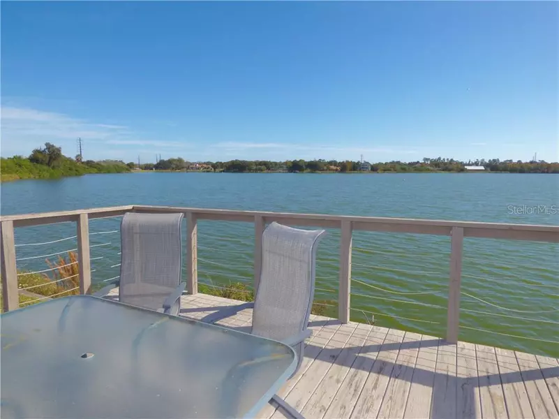 848 PARADISE BLVD, Tarpon Springs, FL 34689