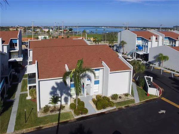 260 MEDALLION BLVD #B, Madeira Beach, FL 33708