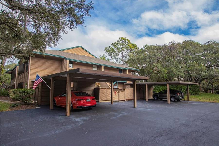 2505 CYPRESS POND RD #2505, Palm Harbor, FL 34683