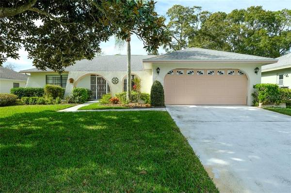 1034 GILLESPIE DR, Palm Harbor, FL 34684