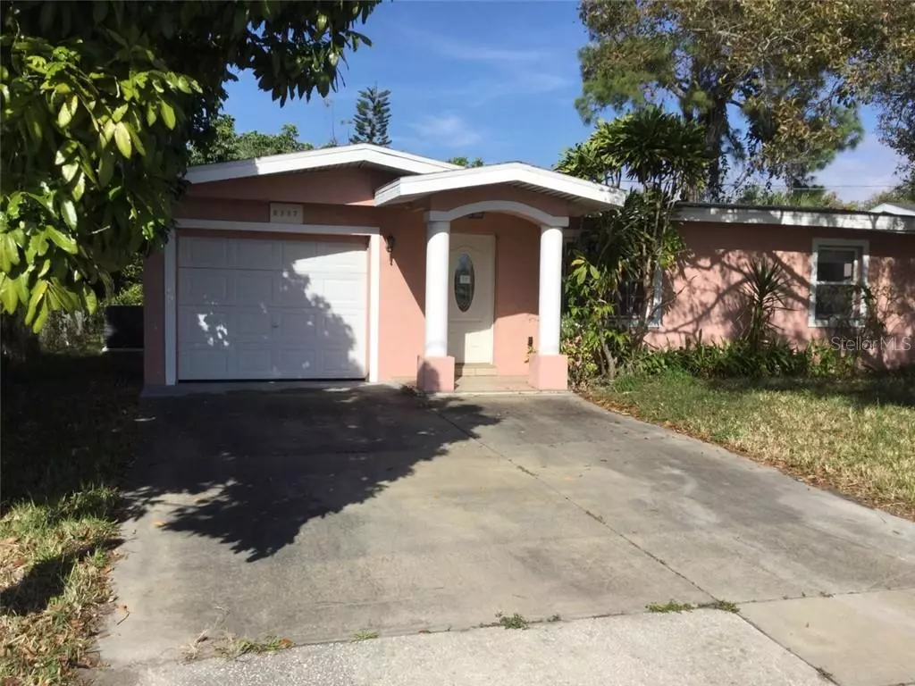 Seminole, FL 33777,8337 74TH AVE N