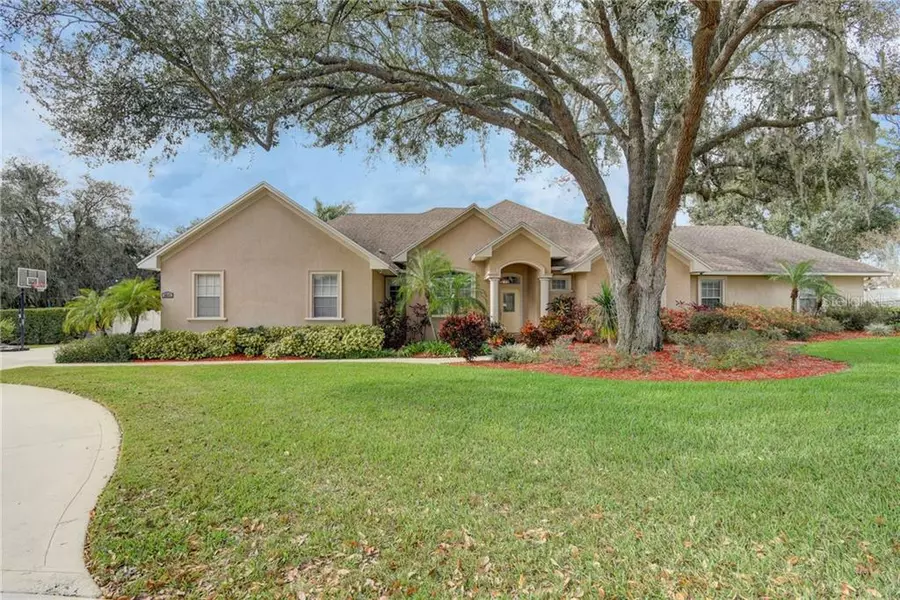 3243 HIGHLANDS LAKEVIEW CIR, Lakeland, FL 33812