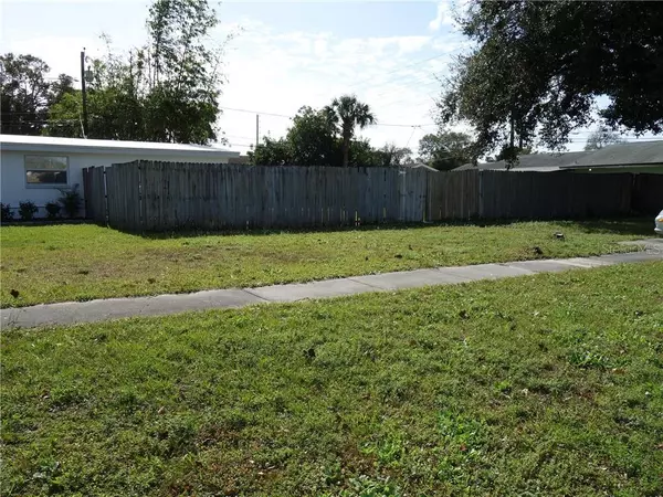 Seminole, FL 33777,8854 78TH PL