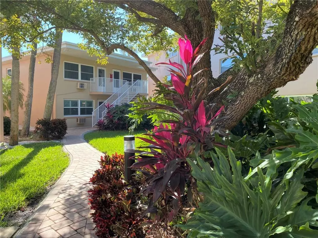 St Pete Beach, FL 33706,111 60TH AVE #4A