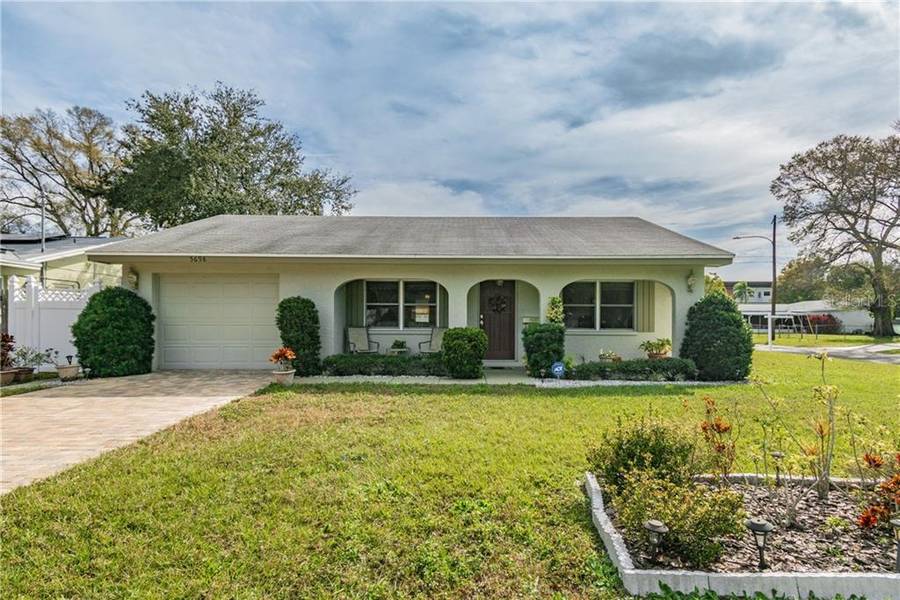 5698 15TH AVE N, St Petersburg, FL 33710