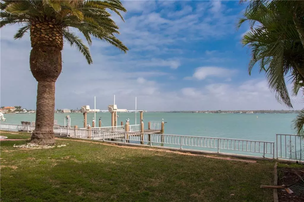 Belleair Beach, FL 33786,1209 BAY DR