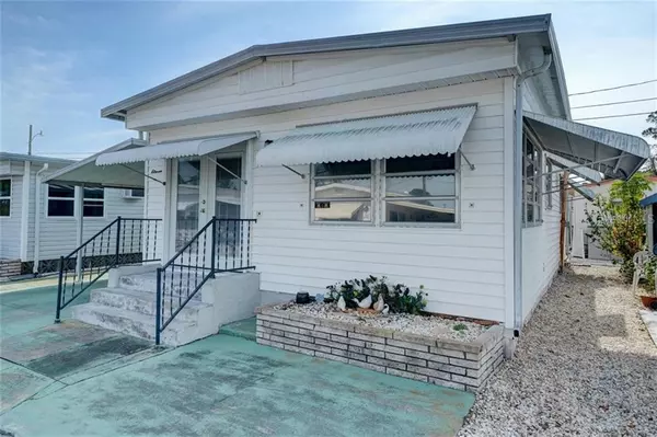 Bradenton, FL 34210,10315 CORTEZ RD W #11D