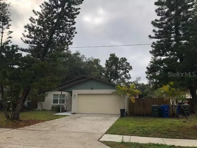 3172 PINE TREE AVE, Largo, FL 33771