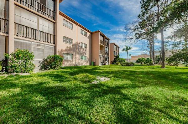 1370 HEATHER RIDGE BLVD #104, Dunedin, FL 34698