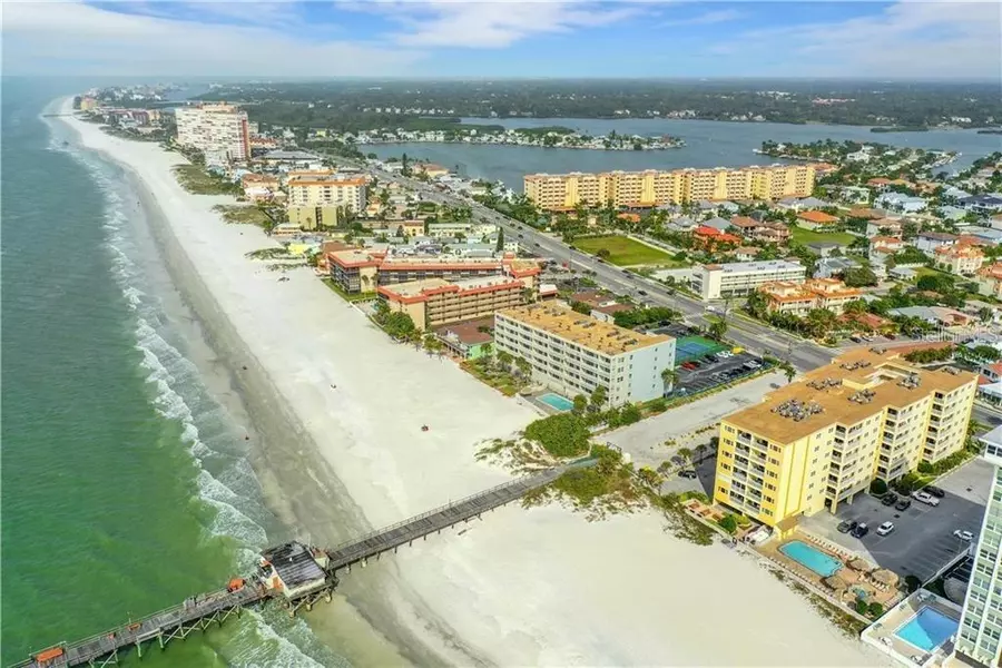 17450 GULF BLVD #306, Redington Shores, FL 33708