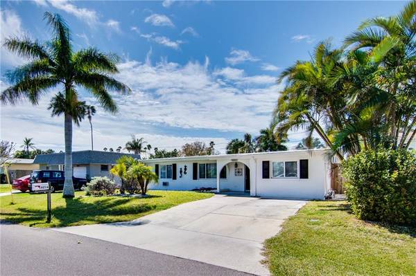 16216 3RD ST E, Redington Beach, FL 33708