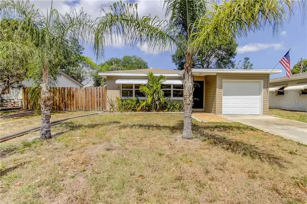 521 82ND AVE N, St Petersburg, FL 33702