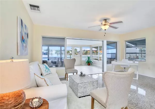 Redington Beach, FL 33708,16123 4TH ST E