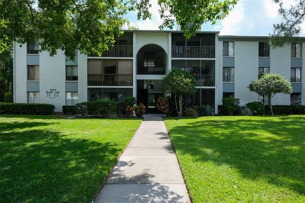 1344 PINE RIDGE CIR E #D3, Tarpon Springs, FL 34688