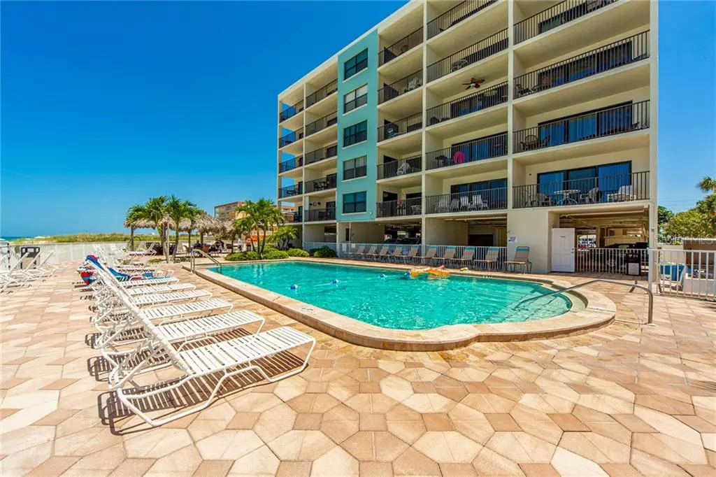 Madeira Beach, FL 33708,12924 GULF BLVD #304