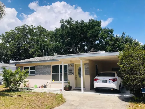 2135 EUCLID CIR E, Clearwater, FL 33764