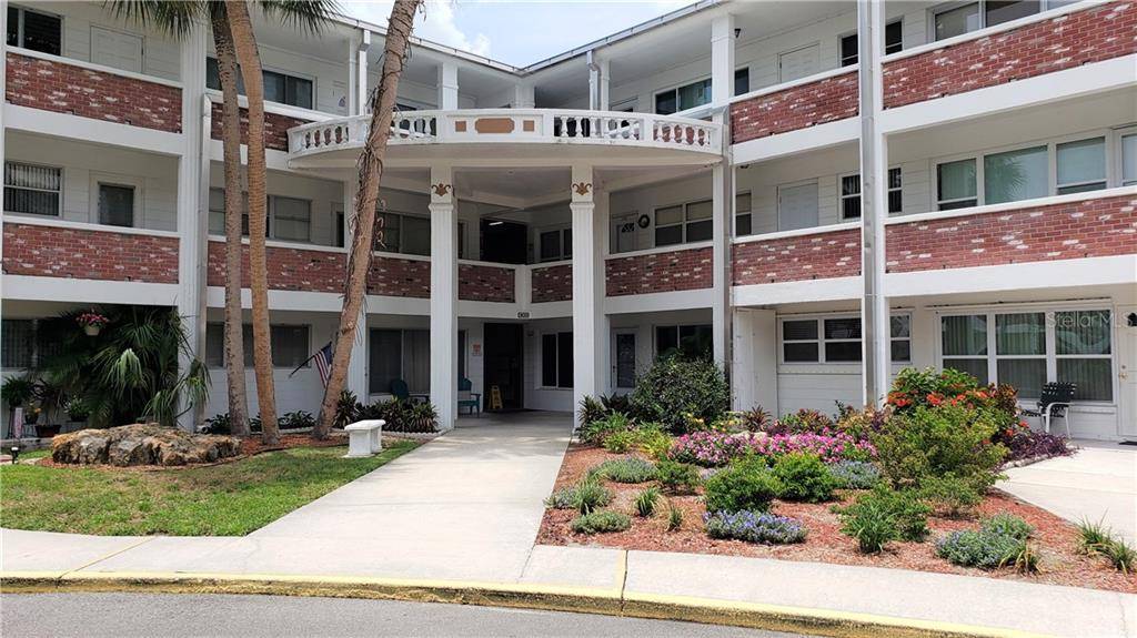 4300 58TH ST N #2008, Kenneth City, FL 33709