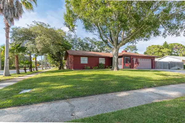 Tarpon Springs, FL 34689,1330 GULFVIEW WOODS LN