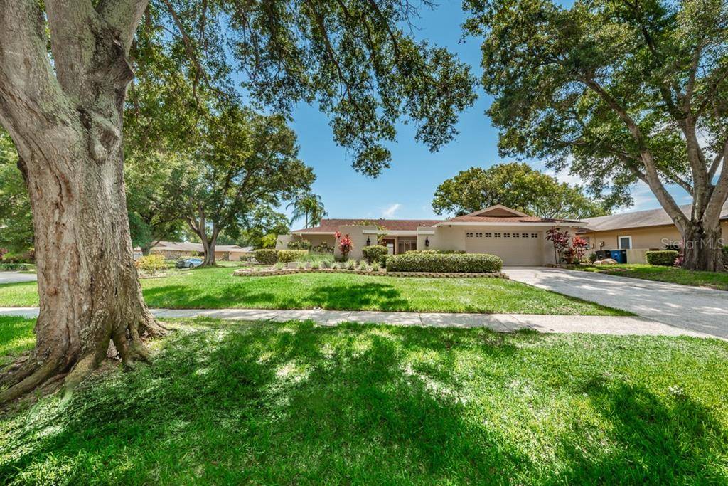 2802 QUAIL HOLLOW RD E, Clearwater, FL 33761