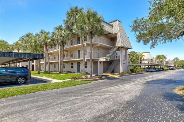 Seminole, FL 33777,8693 BARDMOOR BLVD #308B