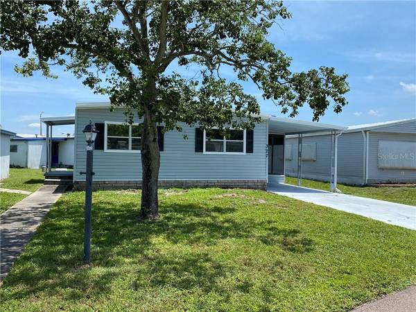 327 MOUNT SAXON AVE NE #326, St Petersburg, FL 33702