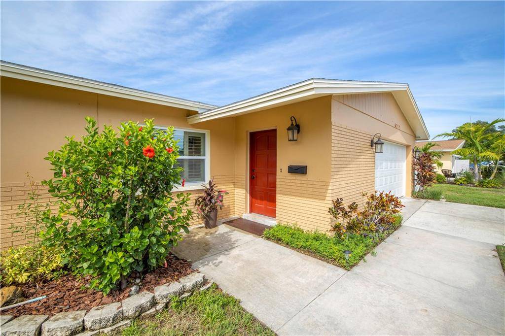 6212 34TH AVE N, St Petersburg, FL 33710