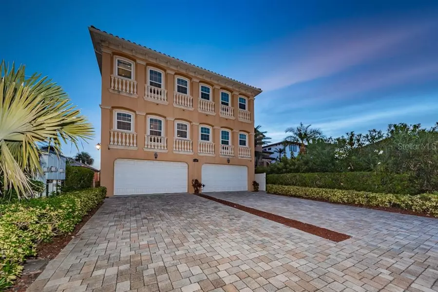 18208 SUNSET BLVD #A, Redington Shores, FL 33708