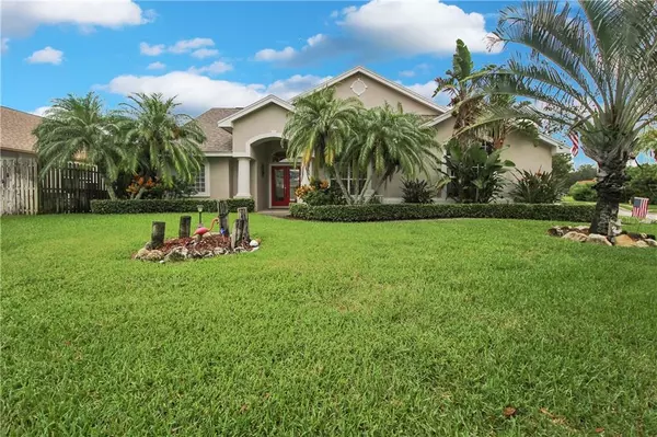 508 VILLAGE DR, Tarpon Springs, FL 34689