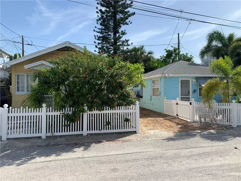 117 90TH AVE, Treasure Island, FL 33706
