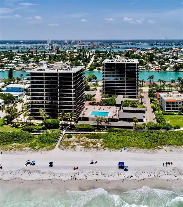 Treasure Island, FL 33706,7600 BAYSHORE DR #205