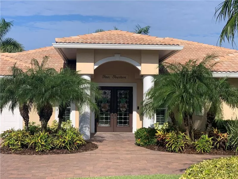 414 HARBOR DR N, Indian Rocks Beach, FL 33785