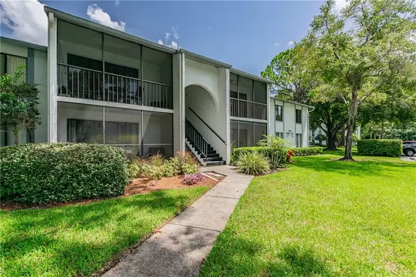 Tarpon Springs, FL 34688,1326 PINE RIDGE CIR E #H2