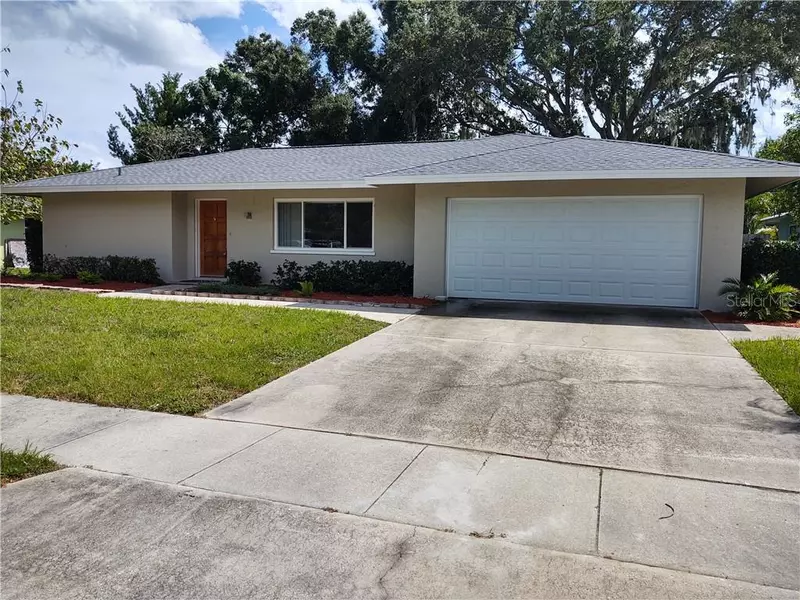 2810 MAYFLOWER ST, Sarasota, FL 34231