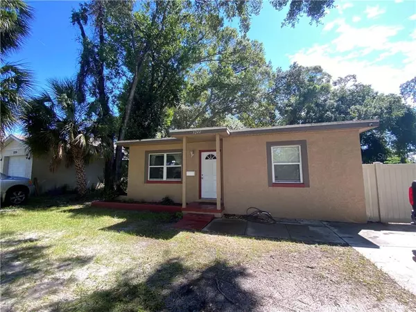 3244 OAKLEY AVE S, St Petersburg, FL 33712