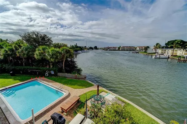 Treasure Island, FL 33706,11901 LAGOON LN #305