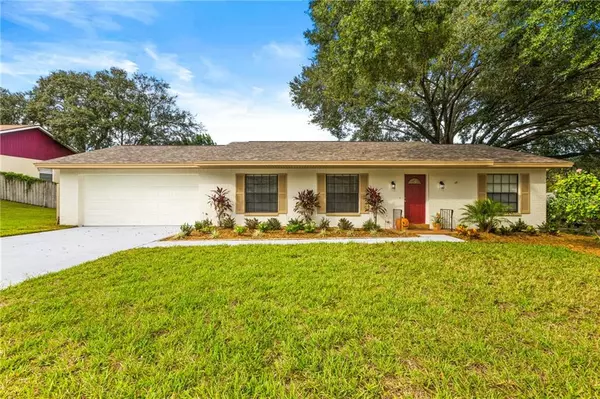 1124 CLASSIC DR, Valrico, FL 33594