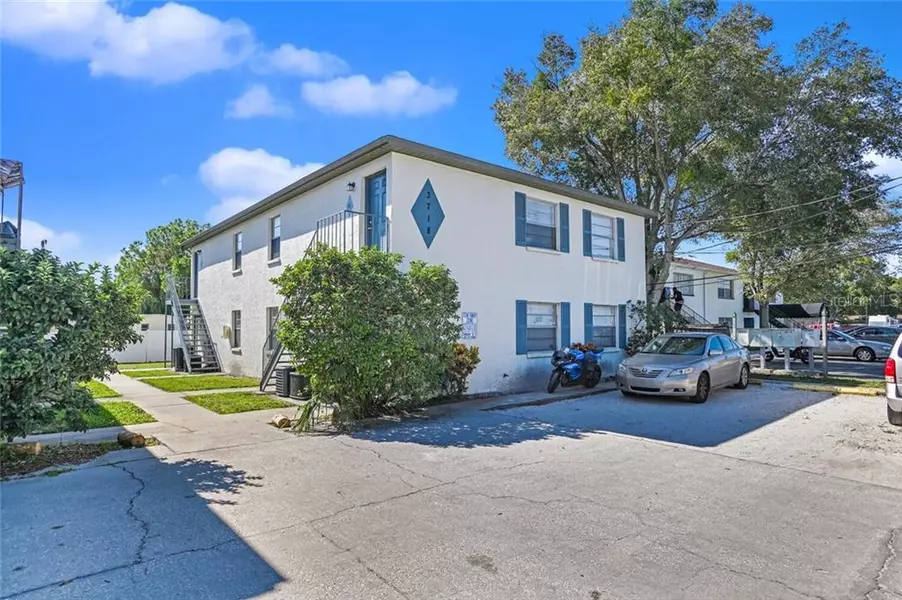 3718 W BAY AVE, Tampa, FL 33611