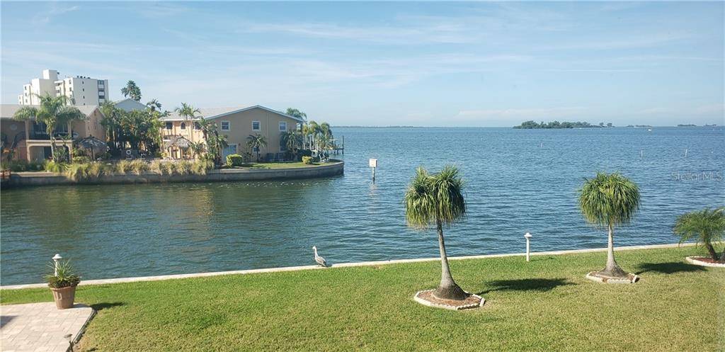 464 PAULA DR N #208, Dunedin, FL 34698