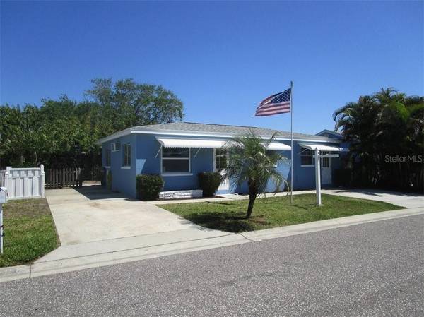 18075 4TH ST E, Redington Shores, FL 33708