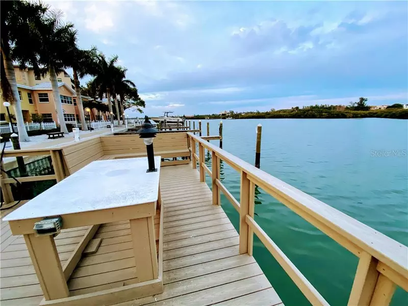 19417 GULF BLVD #E-207, Indian Shores, FL 33785