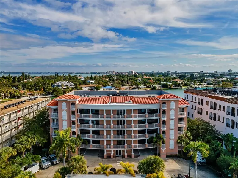 3805 GULF BLVD #301, St Pete Beach, FL 33706