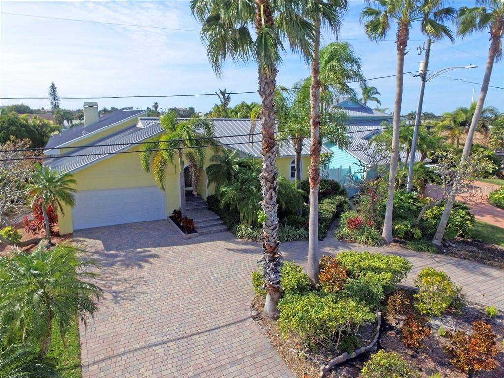12150 7TH ST E, Treasure Island, FL 33706