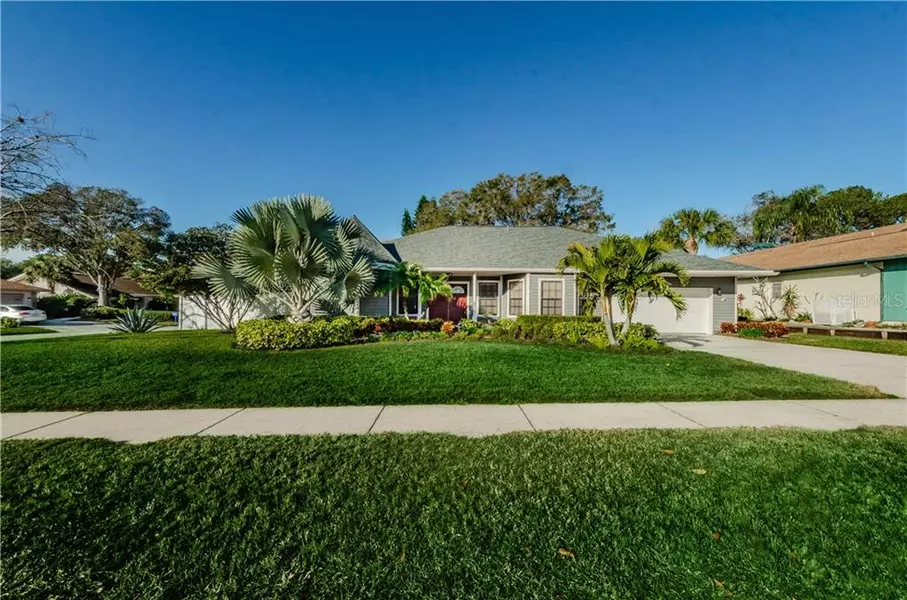 5067 LAKE VALENCIA BLVD E, Palm Harbor, FL 34684