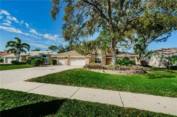 174 OLD OAK CIR, Palm Harbor, FL 34683