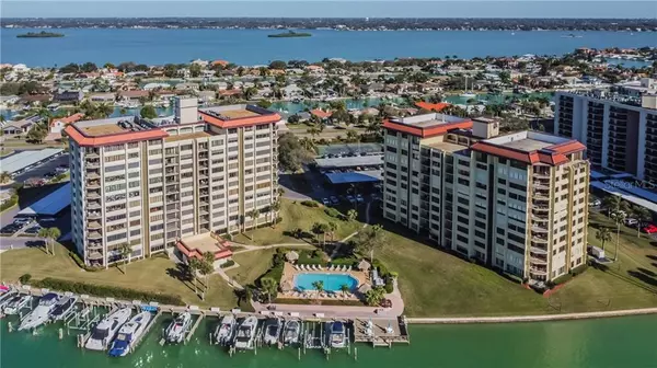 Clearwater, FL 33767,700 ISLAND WAY #304