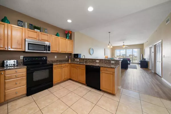 Clearwater Beach, FL 33767,530 S GULFVIEW BLVD #401