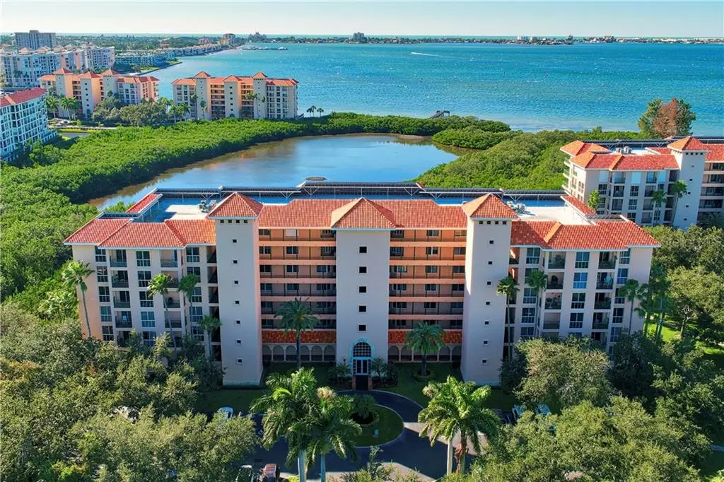 St Petersburg, FL 33711,4750 DOLPHIN CAY LN S #309