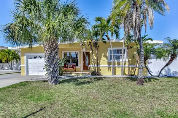 16135 4TH ST E, Redington Beach, FL 33708