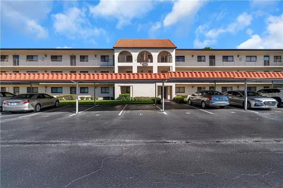 2440 WINDING CREEK BLVD #302, Clearwater, FL 33761